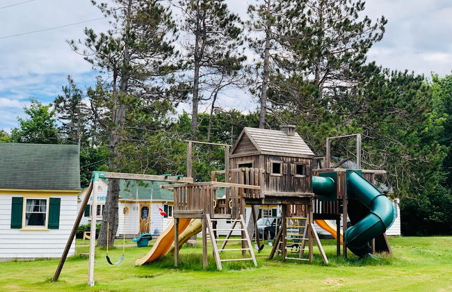 Green Gables Bungalow Court - Photo 68