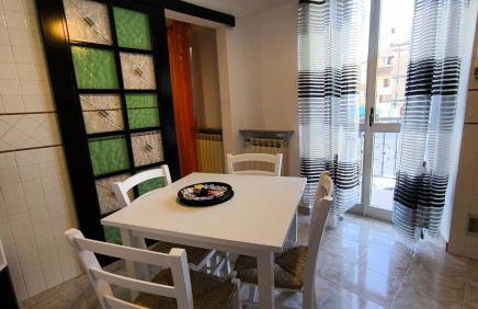 Trilocale in centro con parcheggio gratuito 4 persone - Foto 18