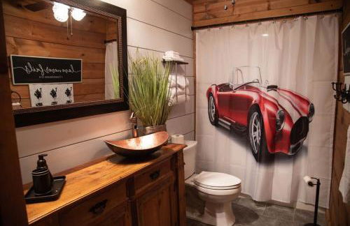 Southern Comfort Retreat with a private hot tub - Foto 35