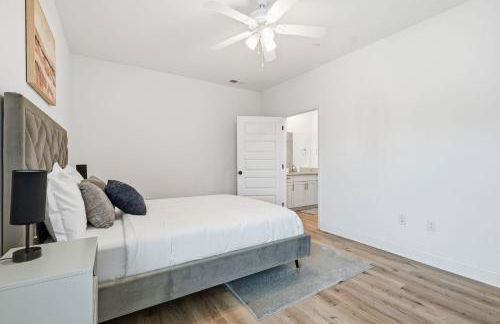 Relaxing 2BR2BA Space Modern Comfort - Foto 24