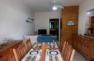 Entre Três Praias - Enseada 200m, Perequê Mirim 200m, Sta Rita 300m, Com Ar Condicionado e Churrasqueira - Foto 16