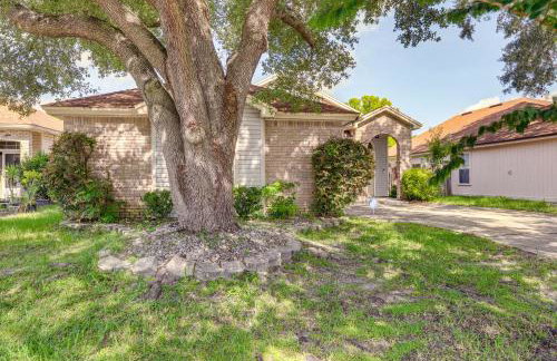 Jacksonville Family Home Near Shopping and Dining! - Photo 25