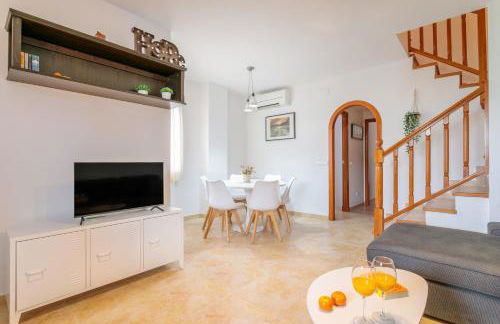 Montefaro Spacious Townhouse - Beach & pool - Photo 12