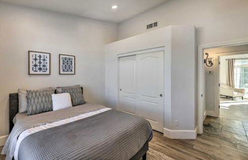 Tee Off, Relax Poolside! Family Home in Scottsdale - Foto 21