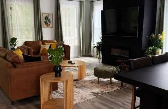 Grant Park x Midtown Modern x Parks/Zoo/Aquarium - Photo 4