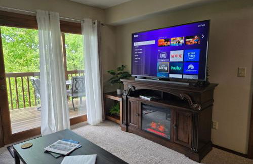 Swan's Woodland Getaway Condo - Foto 2