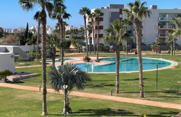 Bonito y tranquilo piso en Almerimar - Foto 1