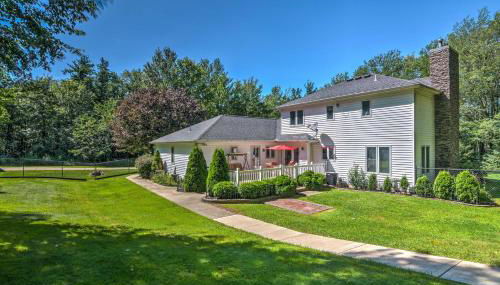 Serene Orchard Park Apartment Large Yard and Patio! - Foto 2