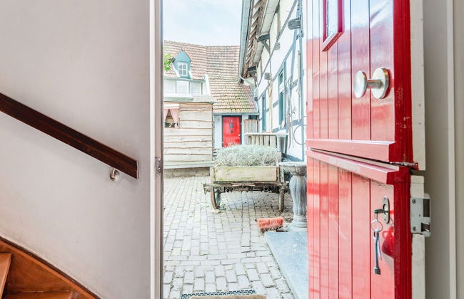 Holiday Home in Voerendaal With Terrace - Photo 2