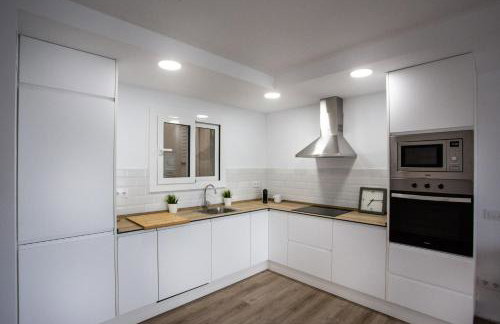Blanes Beach front Apartment - Foto 9