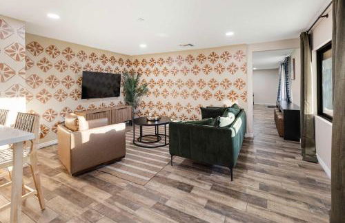 This is it - Great Location -13 Beds - Pool - Gym - Foto 7