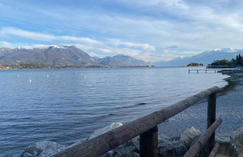 Flowers & garden apartment con vista lago - Foto 52