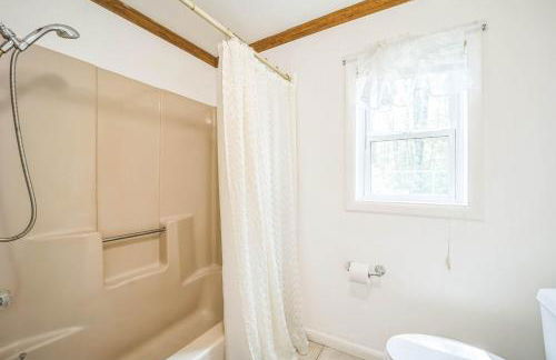 1BR Lakefront Cottage - Perfect for Two - Foto 16