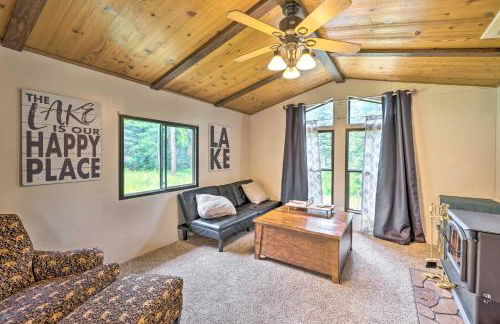 Cute Donnelly Cabin in the Woods with Fire Pit! - Photo 3