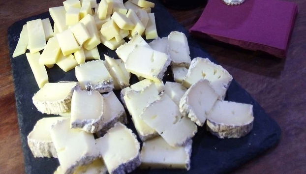 Você irá desfrutar de uma deliciosa seleção de queijos