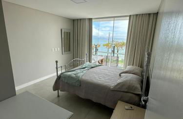Apartamento Frente Mar em Porto Belo - Foto 18