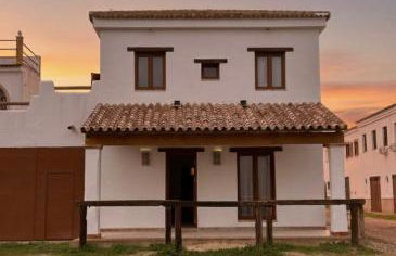 Lincea Home I Casa completa en el corazón del Rocío - Foto 4