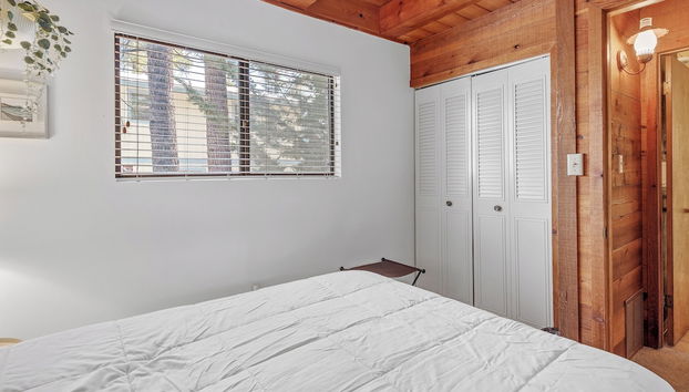 The Lakehouse Cabin - Foto 2, Habitación