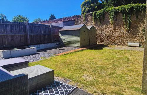 Cosy 2BR House on Quiet Street - Foto 38