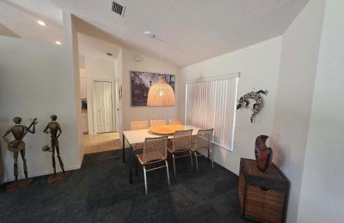 On the Course with a Pool - Foto 10