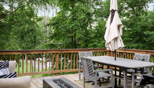 Shenandoah dog friendly cabin - river access, BBQ, outdoor dining and lounging, fire pit, AWD or 4WD encouraged - Foto 5