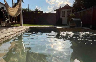 Wohlfühloase mit Pool, Kamin & großer Terrasse - Foto 39