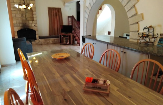 Lovely 7 Bedroom Villa !! - Photo 48