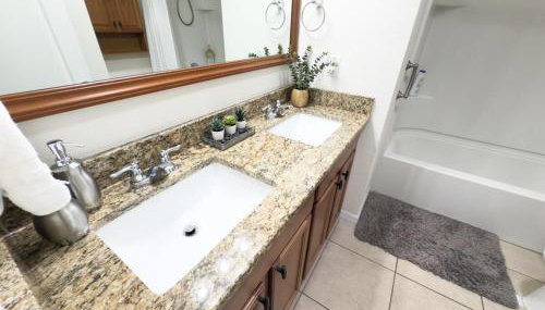 Peaceful Gated Oasis Near Nature Preserve - Foto 3