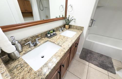 Peaceful Gated Oasis Near Nature Preserve - Foto 3