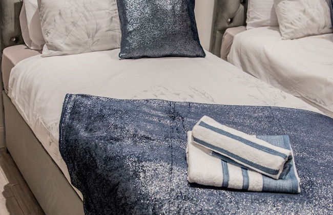 BV Comfy Spacious 3 Bedroom House At Tatton Street Manchester - Foto 8