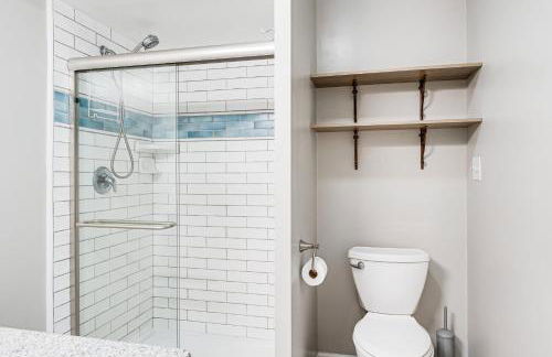 Geneva Lake Adventures Family Retreat with Patio - Foto 17