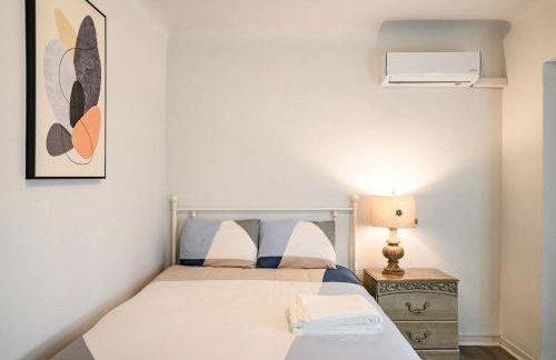 Near LA Cozy Home with Full Kitchen & Laundry - Foto 36