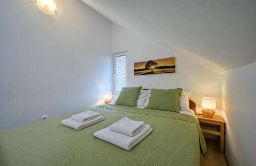 Private Villa with Pool and Jacuzzi Dreamy Hill - Foto 26