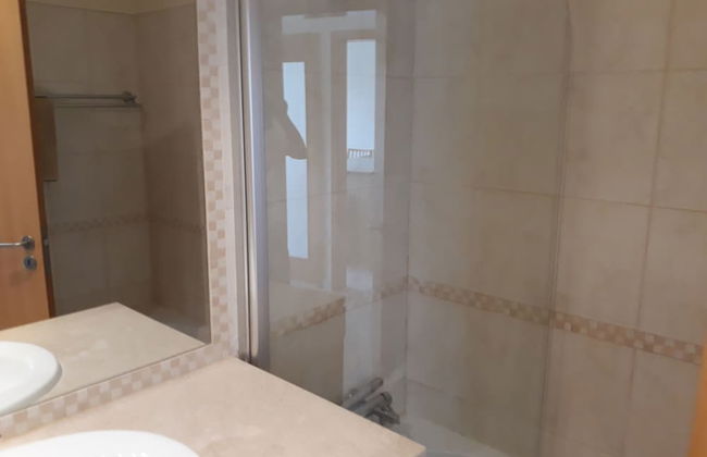 Remarkable 1-bed Apartment in Olhos de Água - Photo 8