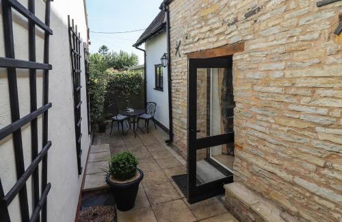 Woodbine Cottage - Photo 36