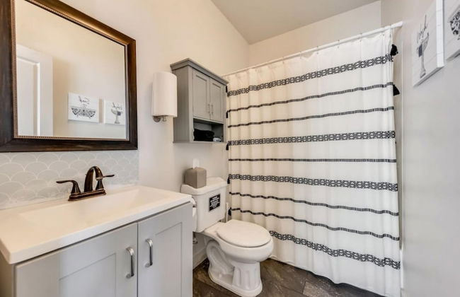 4 Queen Beds High Speed Wifi Private Parking - Foto 16