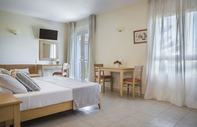 Astra Village Hotel Suites - Foto 34