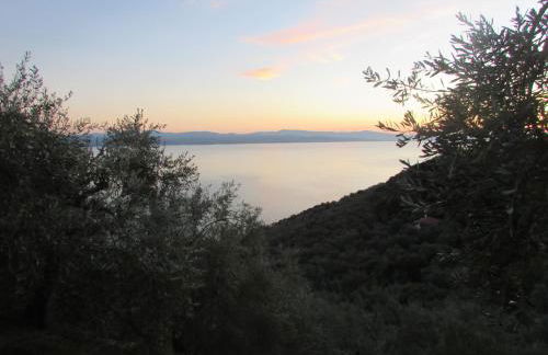 Το Σπιτι με την Σπηλιά - Foto 33