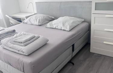 Moderne 3-Zimmer-Ferienwohnung bei Frankfurt - frisch renoviert, zentral gelegen und perfekt für Familien und Business-Trips - Foto 4