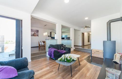 Villa Maslina with private pool on quiet location - by TA Leut Agency - Foto 7