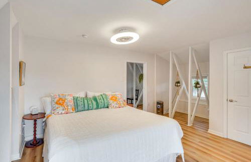 Epic Brunswick Apartment with Deck! - Foto 15