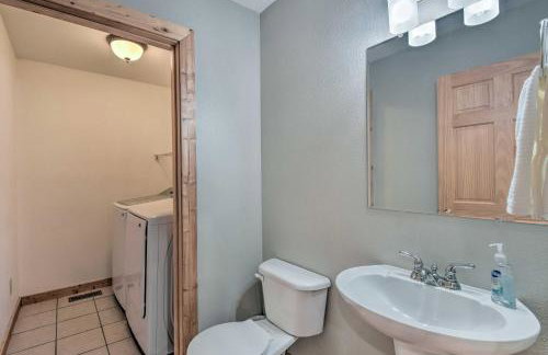 Great for Families! Lavish Hiawassee Cabin - Foto 31