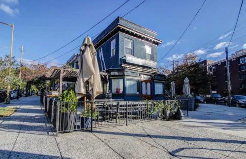 SUNNY, SERENE & CENTRALLY-Located STUDIO *PRIVACY *COMFORT *5-STARS - Foto 54