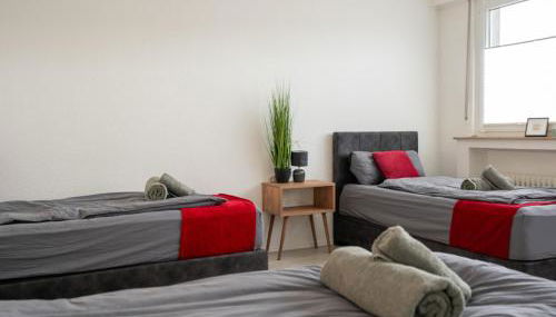 Serviceroom24 - Apartment 2 in Gladbeck WLAN - Smart-TV - 24-7 Check-in und Küche - Foto 2, towels