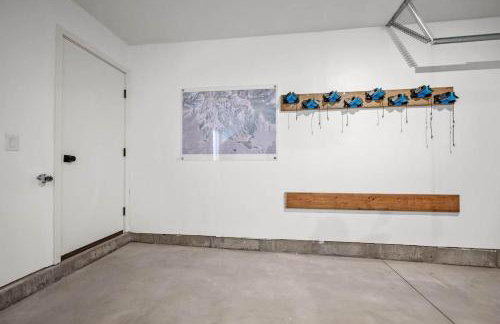 Focus Up at the Mountains Ski Retreat Hot Tub MTN Green - Foto 26