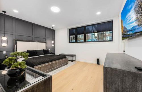 Ultra Modern Luxury - New Construction 4 Bedrooms - Photo 60