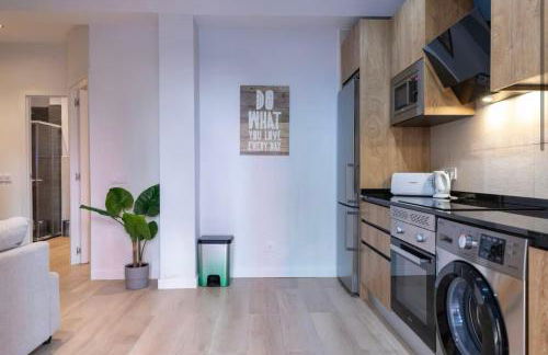 AR IFEMA piso moderno cerca aeropuerto y feria Madrid - Foto 15