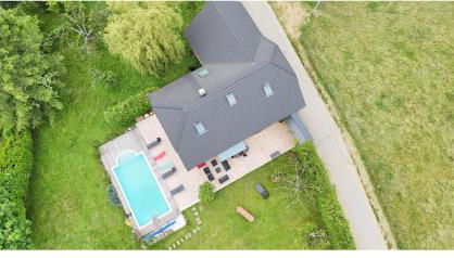 Peaceful Retreat Between Lake and Mountain Charming House Near Annecy and Aix-les-Bains - Foto 1, Garden