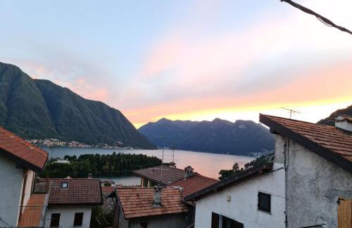 Casa Marlene quadrilocale con vista Isola Comacina - Photo 24