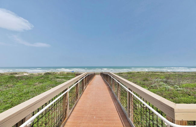 Beachfront Convenience w/o the Beachfront Price! - Foto 35